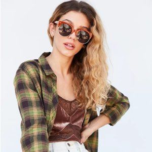 Free with purchase! Festival Round Sunglasses UO